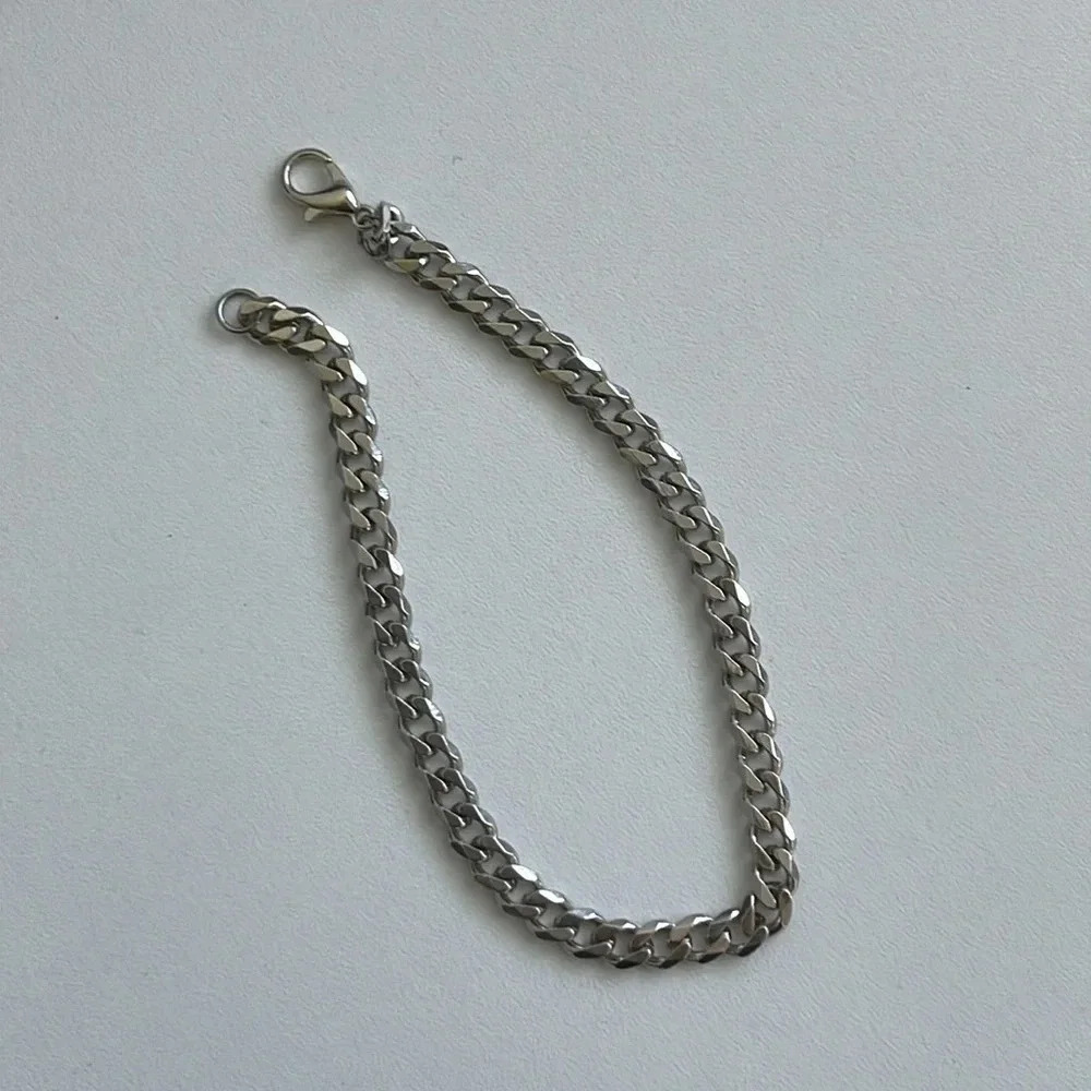 Stainless Steel Cuban Link Bracelet – 3mm Width, 8 Inches - Picture 4 of 7